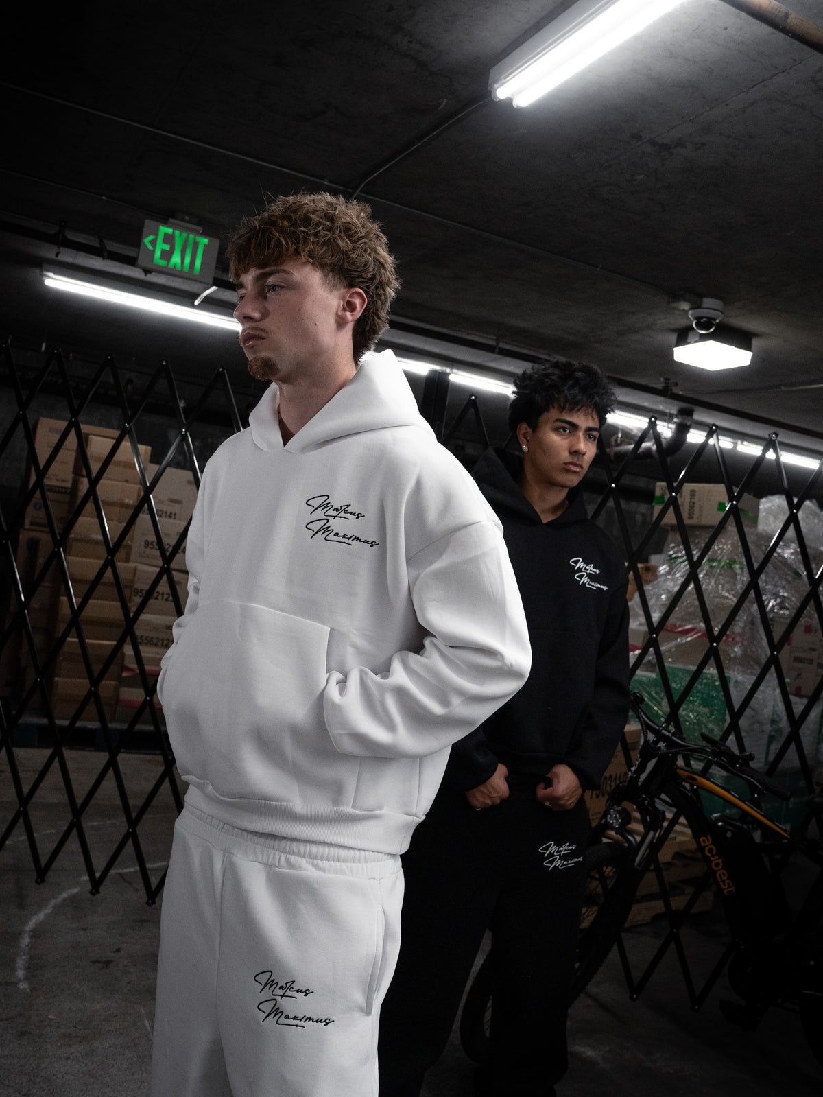 WHITE BUBBLE HOODIE